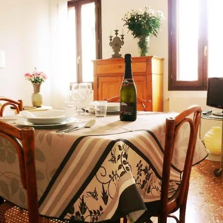 Appartement Fenice II A Apartment Venice